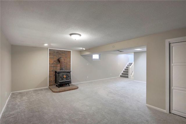 201 S Shrank Avenue, Independence, MO 64056