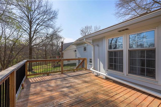 201 S Shrank Avenue, Independence, MO 64056