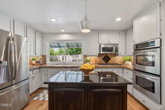 1121 N Modesto Avenue, Camarillo, CA 93010