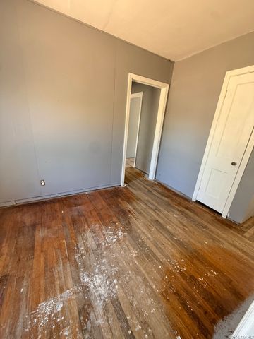 705 CRAVENS AVE, San Antonio, TX 78223