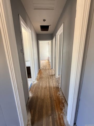 705 CRAVENS AVE, San Antonio, TX 78223