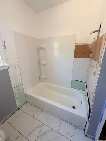 705 CRAVENS AVE, San Antonio, TX 78223