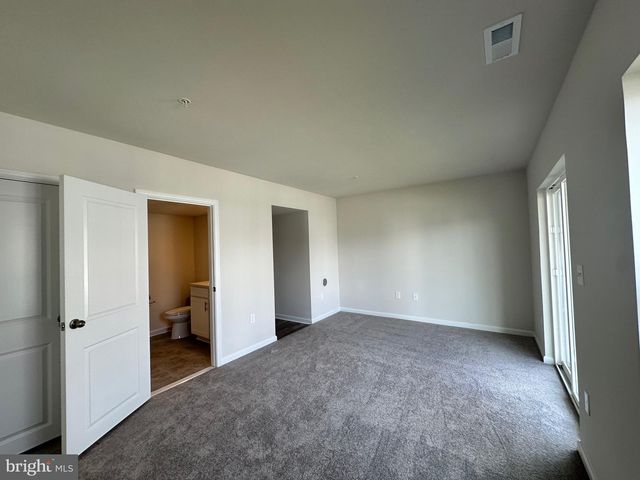 5639 LUDLOW PL, White Plains, MD 20695