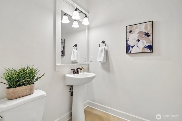 2166 NE Morgan Lane, Issaquah, WA 98029