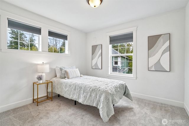2166 NE Morgan Lane, Issaquah, WA 98029