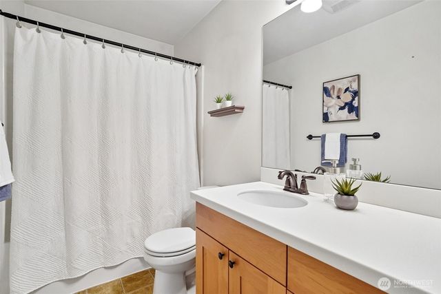 2166 NE Morgan Lane, Issaquah, WA 98029
