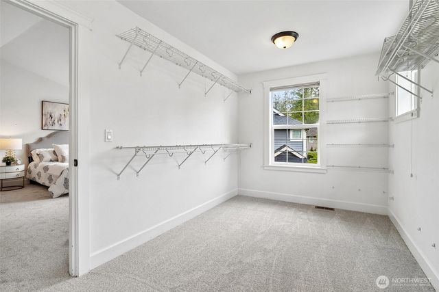 2166 NE Morgan Lane, Issaquah, WA 98029