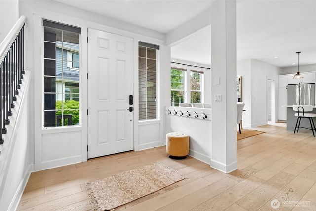 2166 NE Morgan Lane, Issaquah, WA 98029