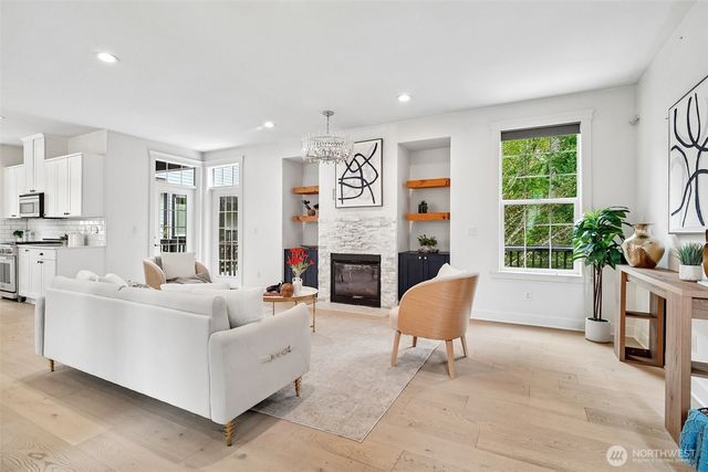 2166 NE Morgan Lane, Issaquah, WA 98029