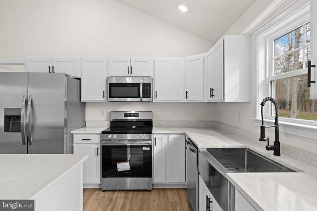 106 NEEDWOOD DR, Ruther Glen, VA 22546