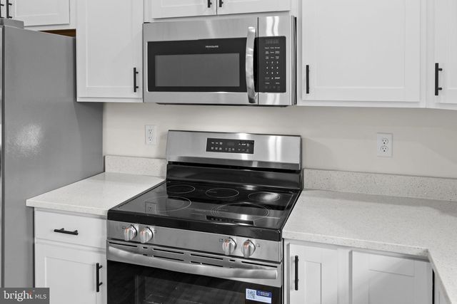 106 NEEDWOOD DR, Ruther Glen, VA 22546