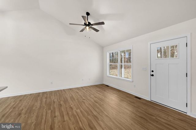 106 NEEDWOOD DR, Ruther Glen, VA 22546