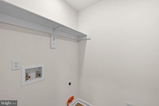 106 NEEDWOOD DR, Ruther Glen, VA 22546