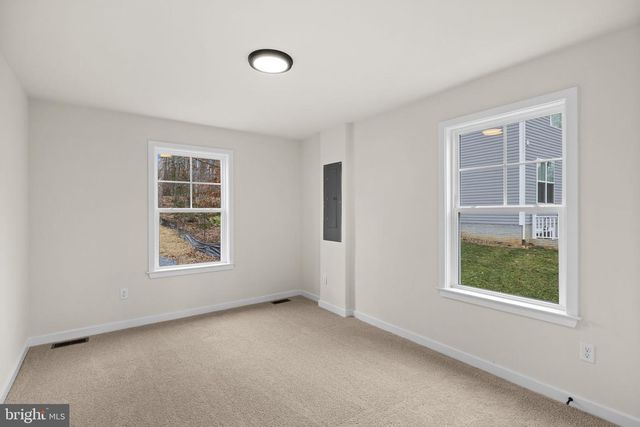 106 NEEDWOOD DR, Ruther Glen, VA 22546