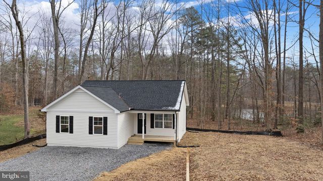 106 NEEDWOOD DR, Ruther Glen, VA 22546