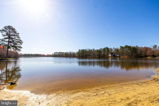 106 NEEDWOOD DR, Ruther Glen, VA 22546