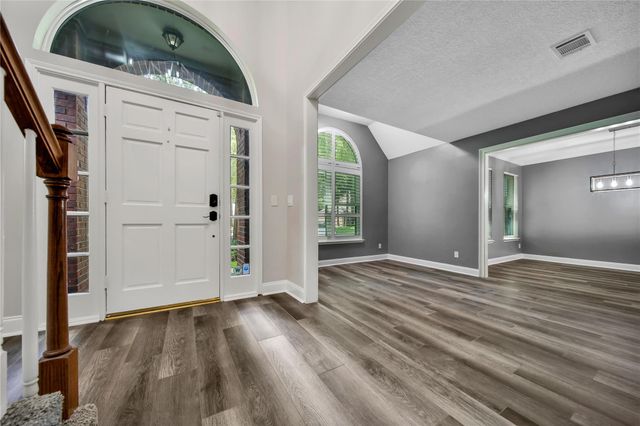 11 Windledge Place, The Woodlands, TX 77381