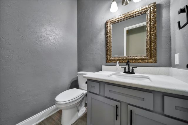 11 Windledge Place, The Woodlands, TX 77381