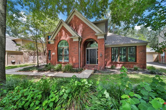 11 Windledge Place, The Woodlands, TX 77381