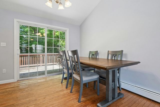 42 Wilbur St, Worcester, MA 01606