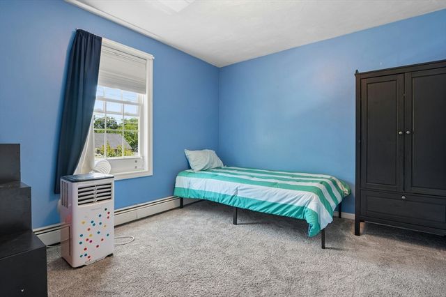 42 Wilbur St, Worcester, MA 01606