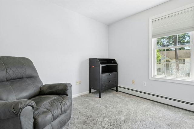 42 Wilbur St, Worcester, MA 01606