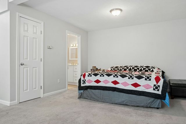 42 Wilbur St, Worcester, MA 01606