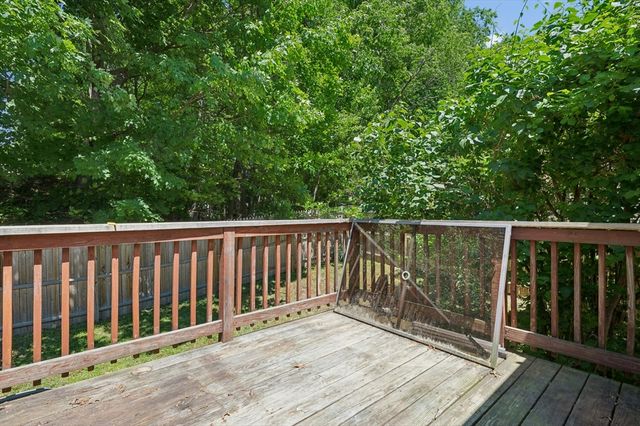 42 Wilbur St, Worcester, MA 01606