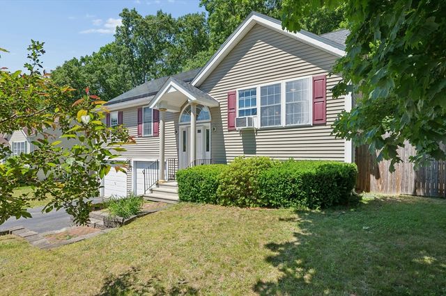 42 Wilbur St, Worcester, MA 01606