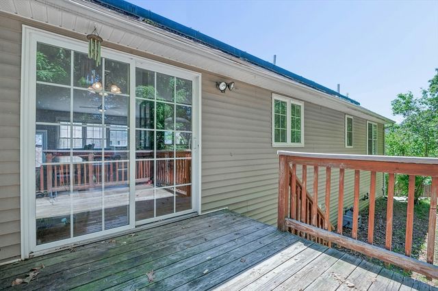 42 Wilbur St, Worcester, MA 01606