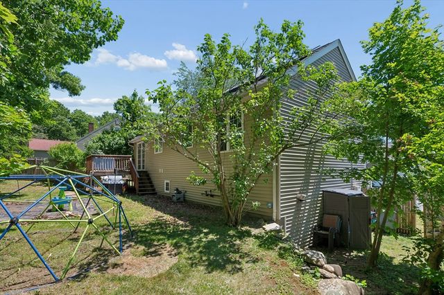 42 Wilbur St, Worcester, MA 01606