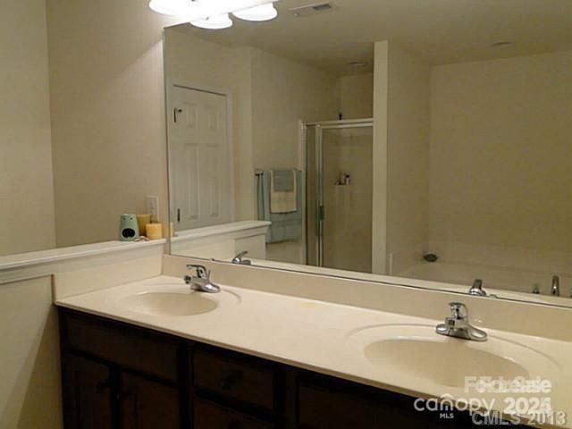 4707 Craigmoss Lane, Charlotte, NC 28278