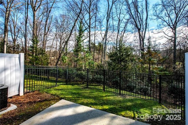 4707 Craigmoss Lane, Charlotte, NC 28278