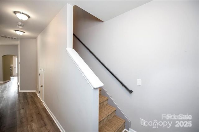 4707 Craigmoss Lane, Charlotte, NC 28278