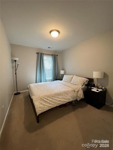 4707 Craigmoss Lane, Charlotte, NC 28278