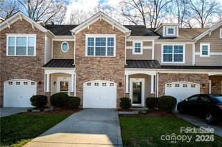 4707 Craigmoss Lane, Charlotte, NC 28278