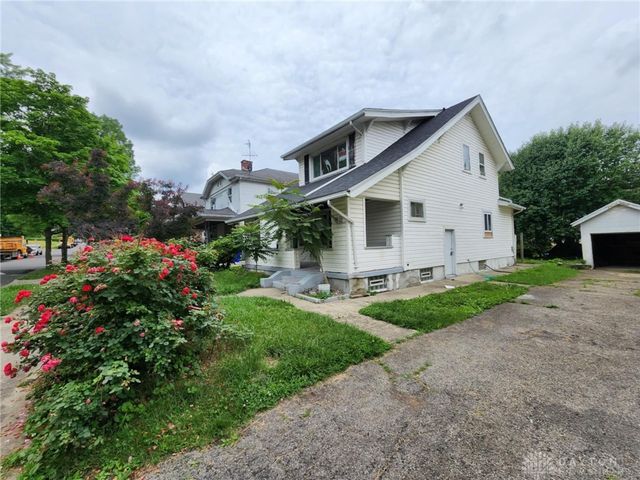 43 Knecht Drive, Dayton, OH 45405