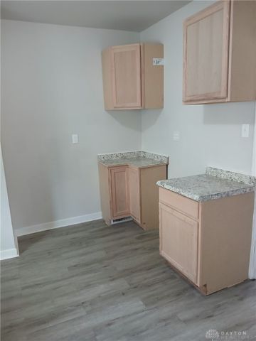 43 Knecht Drive, Dayton, OH 45405