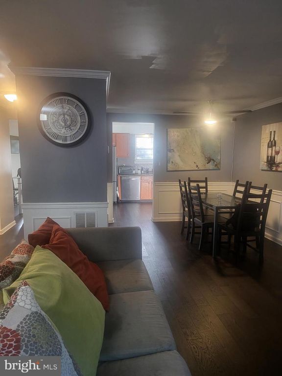 1607 LORTON AVE, Capitol Heights, MD 20743