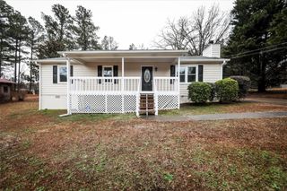 106 Village Drive, Hiram, GA 30141