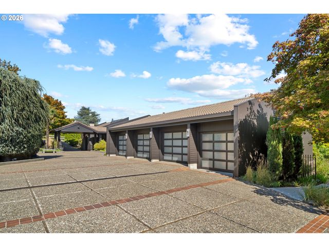 13237 KNAUS Rd, Lake Oswego, OR 97034