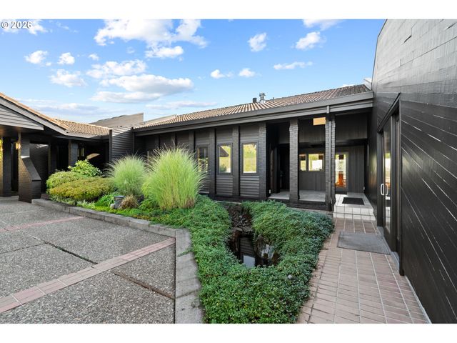 13237 KNAUS Rd, Lake Oswego, OR 97034
