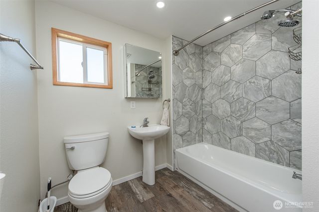 20 Elizabeth Lane, Sequim, WA 98382