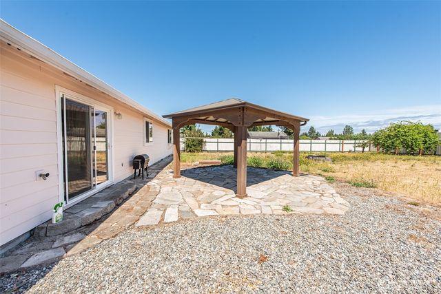 20 Elizabeth Lane, Sequim, WA 98382