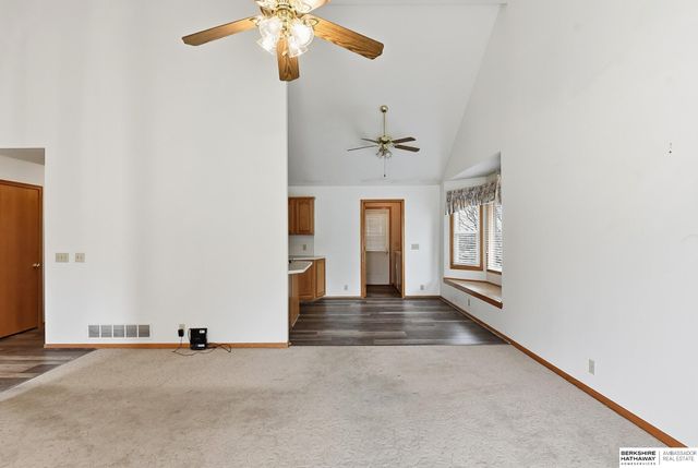 8110 Potter Street, Omaha, NE 68122