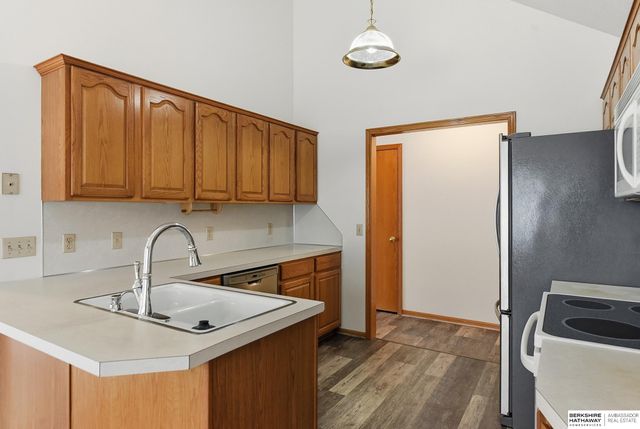 8110 Potter Street, Omaha, NE 68122