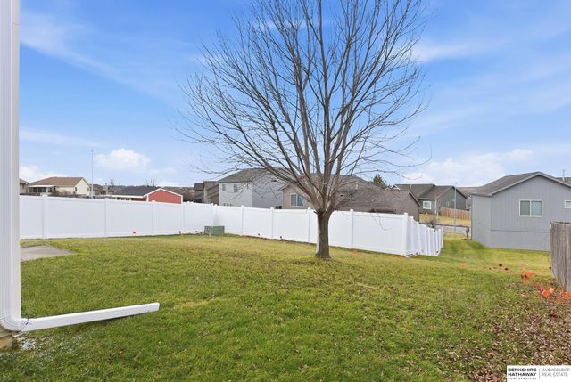 8110 Potter Street, Omaha, NE 68122