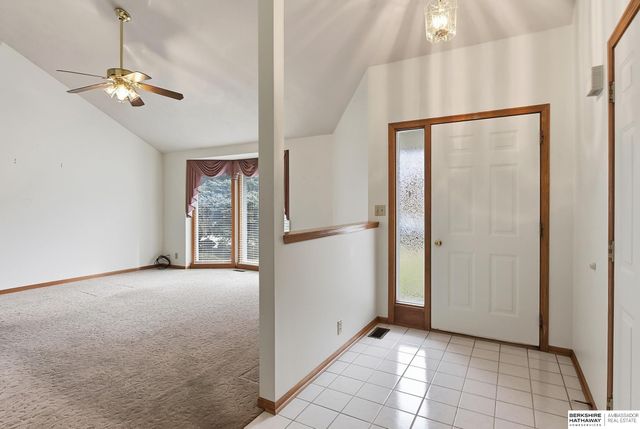 8110 Potter Street, Omaha, NE 68122