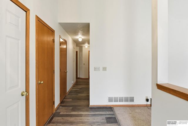 8110 Potter Street, Omaha, NE 68122