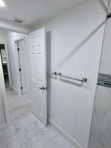 19605 SW 334th St, Homestead, FL 33034